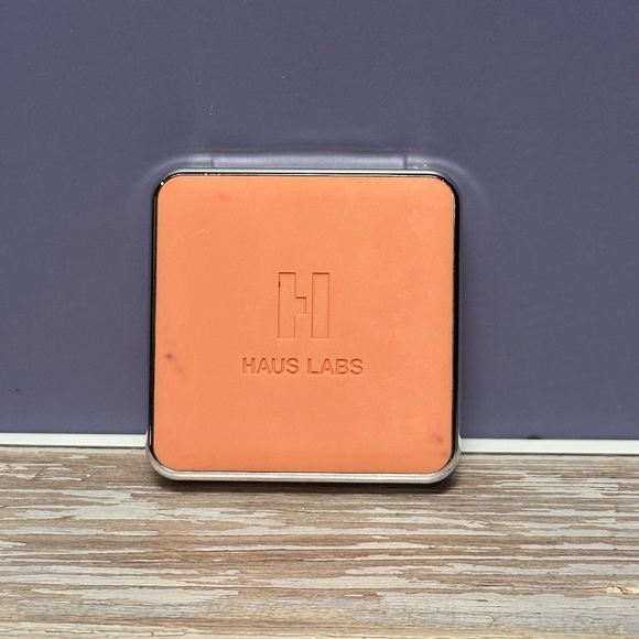 Haus Labs By Lady Gaga Blush - Pomelo Peach (slight damage) - Picture 5 of 6